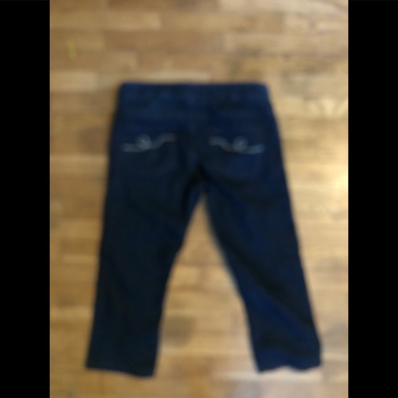 Tag Jeans Capris - Picture 2 of 3